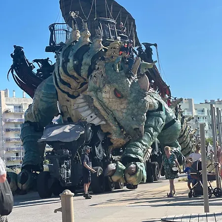 Avec Vue Imprenable شقة