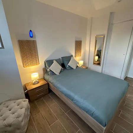 Avec Vue Imprenable קאלה